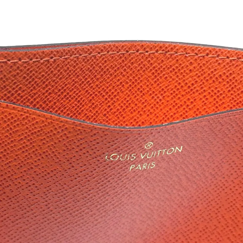 Louis Vuitton beautiful cardholder